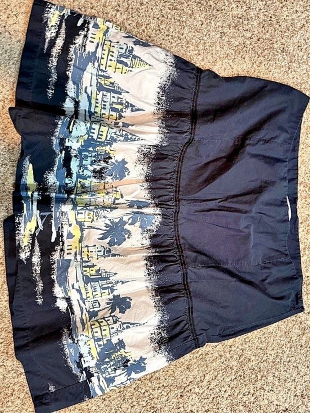 Old Navy skirt Abstract Print Size 18